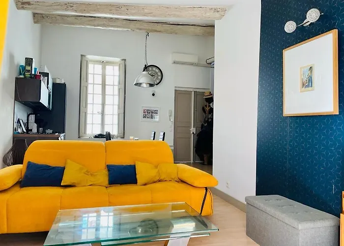 La Terrasse Des Arenes * Nîmes